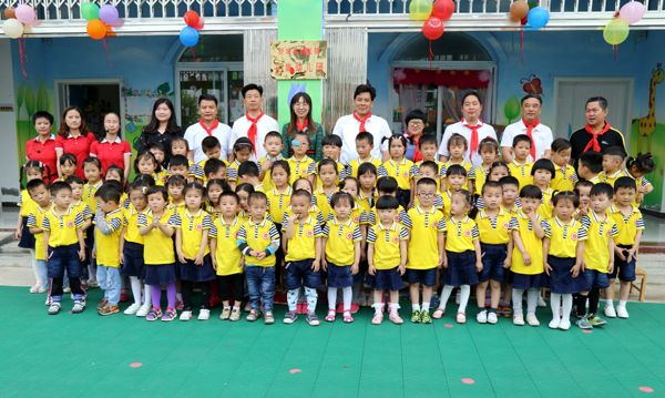 5b109db7e4b03e9005f77a9e_看图王.jpg