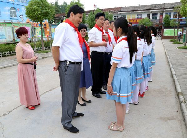 5b109d78e4b03e9005f77a93_看图王.jpg