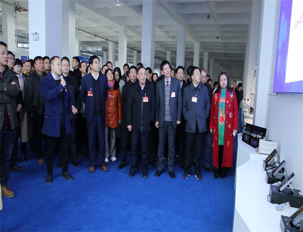 欧菲光.jpg